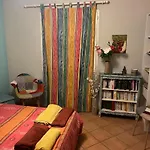 Bed and Breakfast Lit Double Hauteurs De Τουλόν